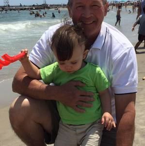 Meet your Posher, Nelson e.